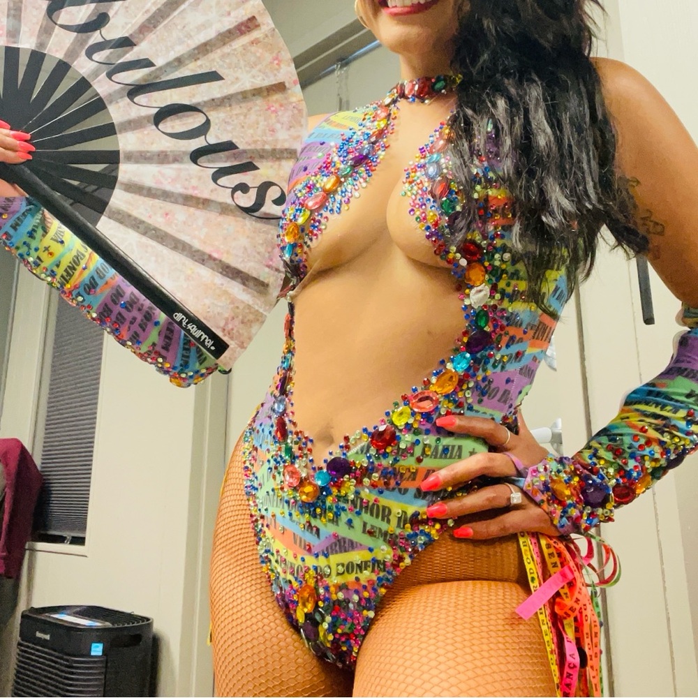 For sale gorgeous body suit